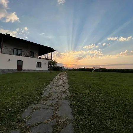 La Quintana De Figares Апартаменты *