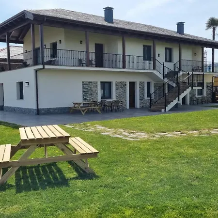 La Quintana De Figares Апартаменты *